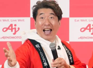 寺門ジモン、大御所芸能人との再会2ショットを披露→「お笑いの最高峰」「お二人ともレジェンドすぎ」と反響