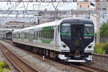 「日本一のモグラ駅」でおなじみの土合駅に停車！ 夏の臨時特急「谷川岳山開き・もぐら・ループ」
