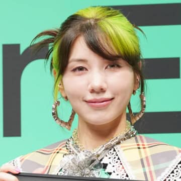 仲里依紗「あ、消えた」“脱ダウンタイム”ができる優秀コンシーラー