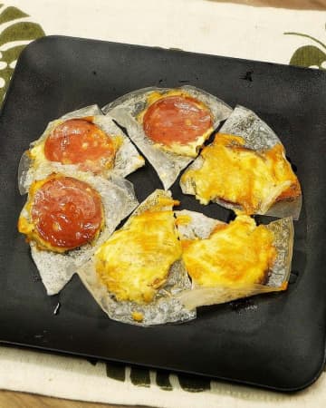 【ライスペーパーの止まらんパリパリ食感が神】食感パリッ香りジュワッ♡粒マスタード香るライスペーパーピザ