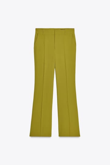 見逃し厳禁！【ZARA】超使える「優秀カラーパンツ」が今なら45％オフ！