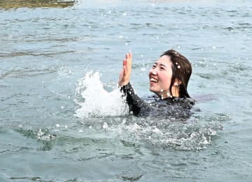 【丸亀ボート・ＳＧオールスター】清水愛海がＳＧ初勝利　同支部先輩の白井英治が緊張ほぐす