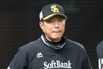 【ソフトバンク】雨天中断…４時間超ゲーム逆転勝ち　小久保監督「勝ちゃいいでしょ！」