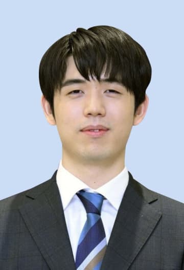 藤井名人が防衛、3連覇　将棋、永瀬九段を破る