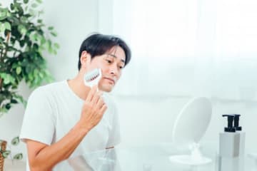 「アラフォー夫の美容整形を止めたい」二重瞼に続き「100万円超」の施術計画に妻困惑「意味がわかりません」