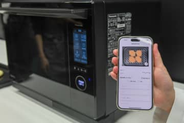 パナソニック「スチームオーブンレンジ ビストロ」が未油調の冷凍フライをサクサクに揚げる機能を新搭載！ 果たしてその実力は？
