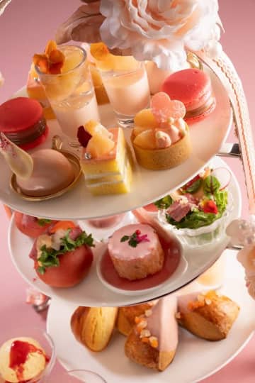 リーガロイヤルホテル東京、桃のアフタヌーンティー「Rose pêche」を販売