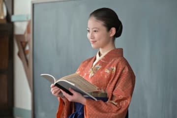 来週の『あんぱん』“のぶ”今田美桜、“草吉”阿部サダヲの壮絶な過去を知り絶句