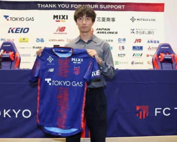 「１部でやれる自信はあった」。ドイツ５年で昇格は叶わず。オファーもあるなか、J復帰を決断した室屋成の胸中【FC東京】