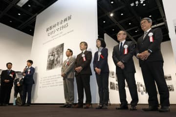 広島原爆の実相、写真で　市民や記者撮影、東京