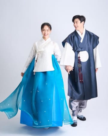 “6歳年下のバレリーノと結婚”歌手イム・ジョンヒ、妊娠を発表