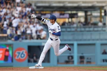 大谷翔平が２１号先頭打者弾！　１９号先制弾放ったジャッジも無言で見つめる