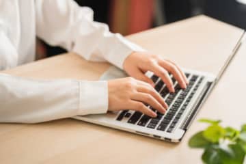 パソコンなどに起こる『バグ』その言葉の由来とは　エラーとの違いまで解説