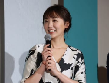 おのののか、手編みのラフィア風帽子が素敵すぎる。「編み物ブーム再燃」で子ども用バブーシュカも手作り