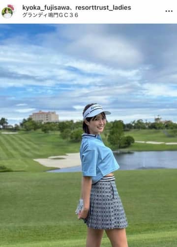 ゴルフインフルエンサー藤澤響花、スイーツ楽しむ姿に...キュン　「可愛いすぎ」「一緒に食べたいです」