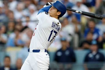 大谷翔平、投手として「いつ戻ってきますか」の直球質問に「ちょっと…（笑）」　1試合2発、ジャッジとHR競演「素晴らしいゲームだった」