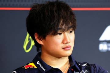 「なぜこんなに遅いのか…」角田裕毅、スペインGP初日で“原因不明”のペース不足に困惑！ 専門メディアは「レッドブルは結局これまでと変わらず」