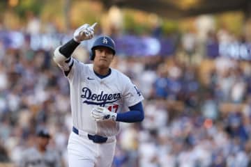 大谷翔平の２本塁打はジャッジの影響　ロバーツ監督「負けん気を引き出した」