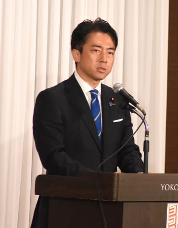 備蓄米の店頭販売始まる　小泉進次郎農相、地元・横須賀であいさつ「多くの人の協力のおかげ」