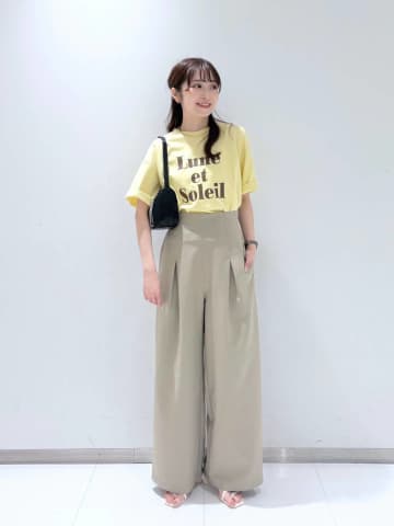 パンツでも可愛く決まる♡【ローリーズファーム】大人が似合う！「愛されコーデ」