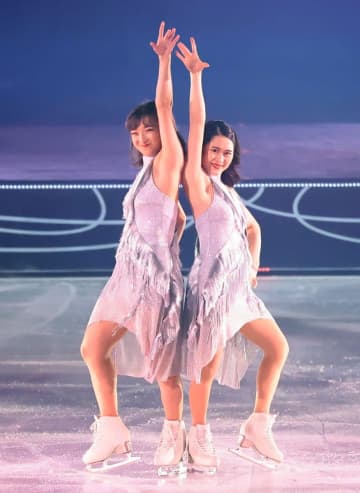 【フィギュア】坂本花織　宮原知子さんらと豪華コラボ実現！　友野一希、青木祐奈も華麗な舞い