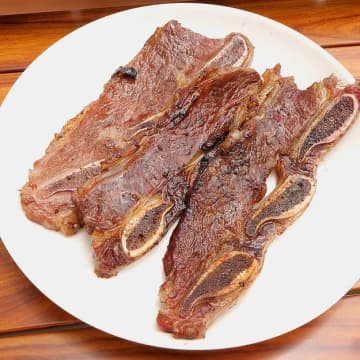 【カルビを5倍ウマくする方法】いちごジャム×コーラでバーベキューで爆ウケの魔法カルビ