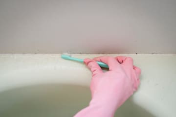 浴室のゴムパッキンのカビを根絶する方法３選！短時間で効果を出すには？