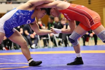 ＜レスリング＞【写真集】2025年東日本学生リーグ戦・一部リーグ／3位決定戦（日大－中大）