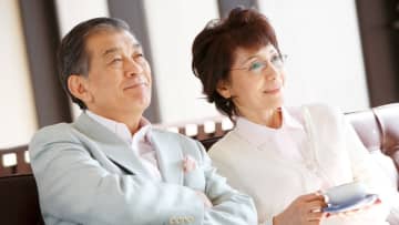 〈年金月40万円〉〈貯金6000万円〉ともに元教員の75歳夫婦「人生最後の贅沢」のつもりが大惨事。わずか6ヵ月で「高級老人ホーム」からの退去を決めた「60年前の因縁」
