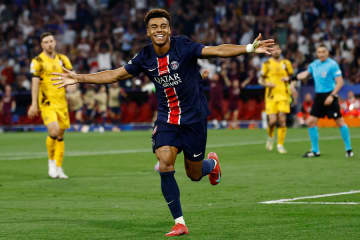 仏19歳FWが史上初の記録「エグすぎる」　CL決勝で2G1A…圧巻パフォに喝采「化け物すぎる」