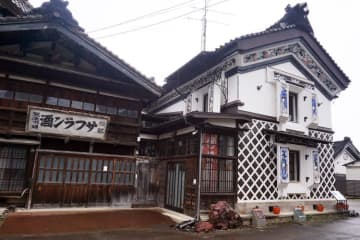 【摂田屋】サフラン酒や銘酒を生み育てた“ニッポンの酒蔵”｜産業遺産のM&A