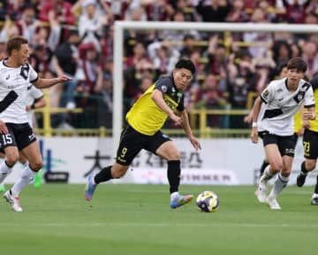 神戸戦で無念のシュート０本。「もっと貪欲に行っても良かった」と悔しがる細谷真大は、久々の森保Jで鬱憤を晴らせるか