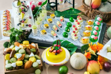 ヒルトン横浜、スイーツビュッフェ『Botanical Garden Sweets』を開催　6月1日から8月31日まで