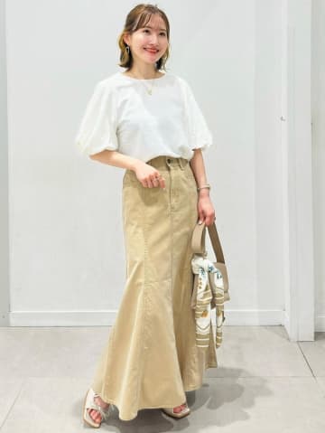 「迷ったら白黒選びがち」な人へ！【GU】大人の垢抜け♡「ベージュ色スカート」