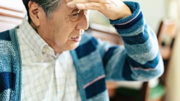 最期まで面倒見てくれるかと…介護を担ってくれた一人娘からの「正直、もう無理」に74歳父、涙。我が子に頼り切った老親が猛省した理由