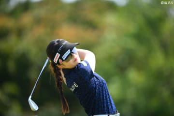 ＜速報＞国内女子ゴルフ徳島大会の最終組がスタート！ 三ヶ島かな、稲垣那奈子はパー、青木瀬令奈はボギー発進