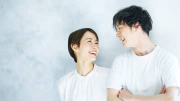 『母性本能をくるぐられる行動＆言動』4選　甘え上手な男性はモテる？