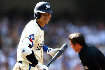 大谷翔平がヤンキース戦でまさかの“居眠り”？ 18得点爆勝したダグアウトでスヤスヤ寝る姿を米記者がキャッチ