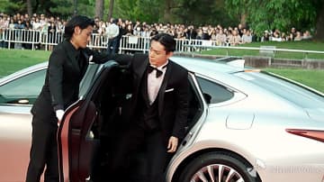 【動画】菅田将暉、登場が映画のワンシーン　授賞式で司会「頑張ります！」