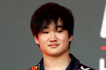 「３セット履いたとしても、突破できなかった」予選20番手の角田裕毅、“原因不明”のペース不足で決勝も苦戦か「クルマが地獄のようにタイヤを食い尽くす」