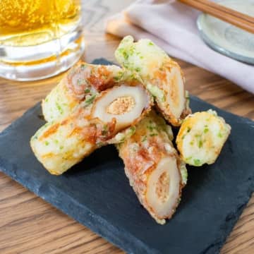 【もう普通の磯辺揚げには戻れない…】「これ考えた人天才じゃん！」冷凍庫で仕込む“禁断のちくわ”レシピ
