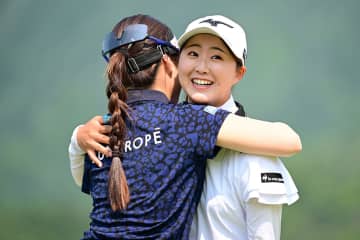 「うわっ！優勝しちゃった」プロ2年目でツアートップ10未経験だった稲垣那奈子