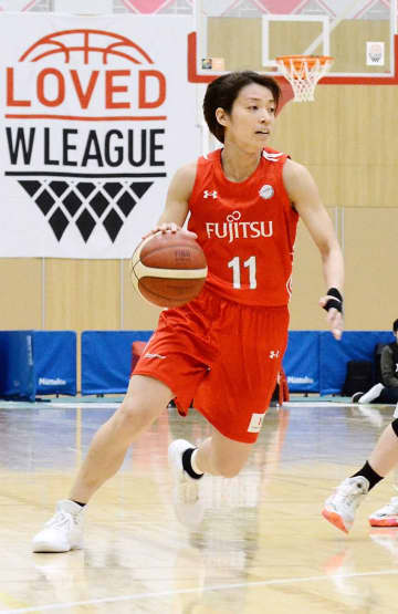 【Wリーグ】元日本代表・篠崎が富士通に4季ぶり復帰「選手としても母としても頑張る」
