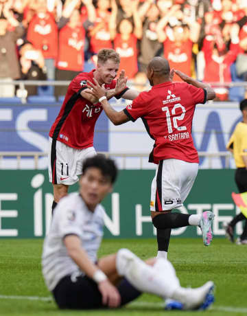 浦和、逆転勝ちで3位浮上　J1、C大阪は快勝