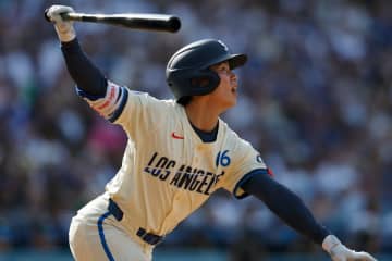 “韓国の至宝”が４安打１HR＆好捕の大暴れ！ 米データ会社が見つけた「近代野球唯一の珍記録」を達成