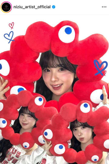 「え、可愛すぎない？」NiziU・ミイヒの脇ちらり　万博マスコットとのコラボに「妖精なのかな？」の声