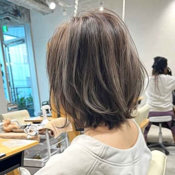 ペッチャンコ髪 → カットで即解消！！【大人レイヤーボブ】で若見えしよ♡