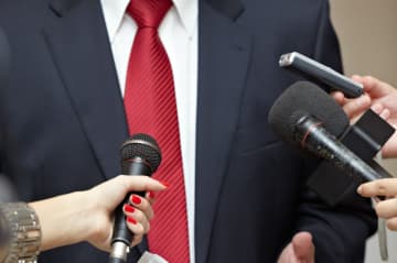 トランプ氏 記者から“チキン”と言われたと勘違いし激怒『最も不快な質問だ！』”勘違いした内容” が話題に「これは言われてもしょうがないのでは？最初にハッタリをかますわけだし」「確かに見え見えの施策を乱発しすぎて完全にオオカミ少年になってるのも事実」