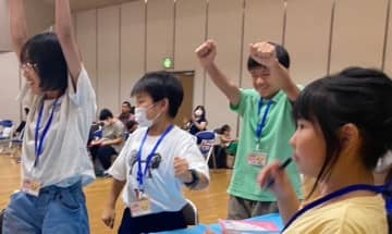 小中学生が「起業家精神」を体験、リアル謎解きゲームで学ぶ無料イベントを北大で開催