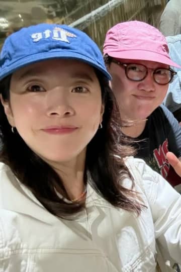 女優ハン・ジミン、キム・ヘスに続きパク・ジュンミョンと和やかな親交…「だからお姉さんたちにかわいがられるんだよ」